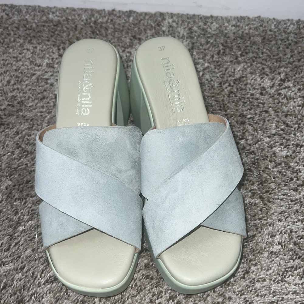 NILA & NILA
SANDALS - Picture 7 of 11